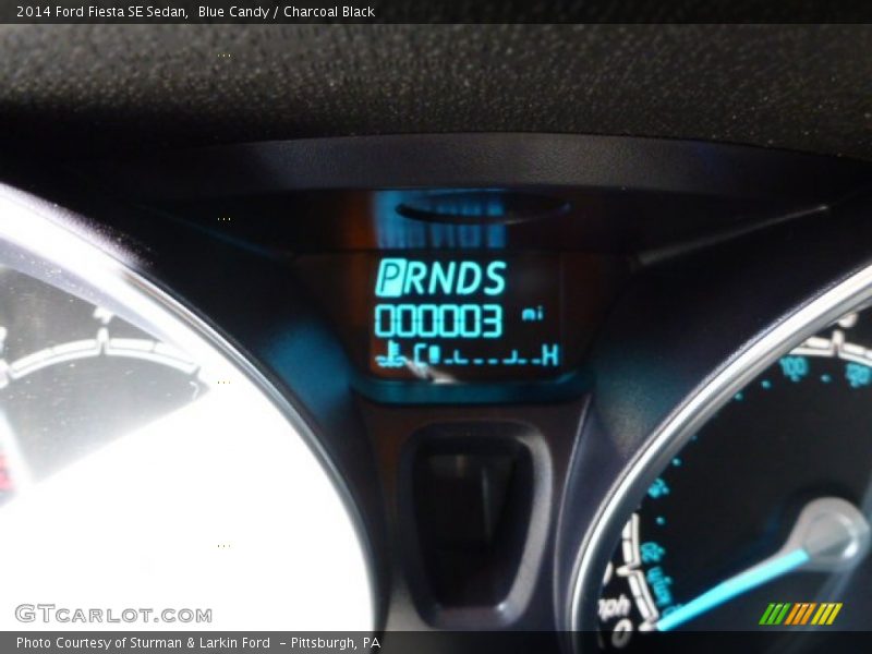 Blue Candy / Charcoal Black 2014 Ford Fiesta SE Sedan