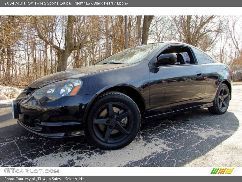 Front 3/4 View of 2004 RSX Type S Sports Coupe