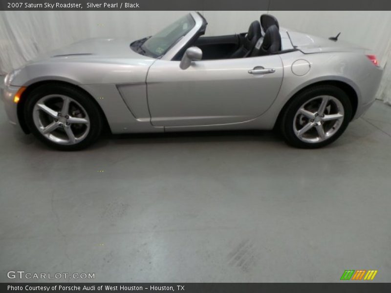 Silver Pearl / Black 2007 Saturn Sky Roadster