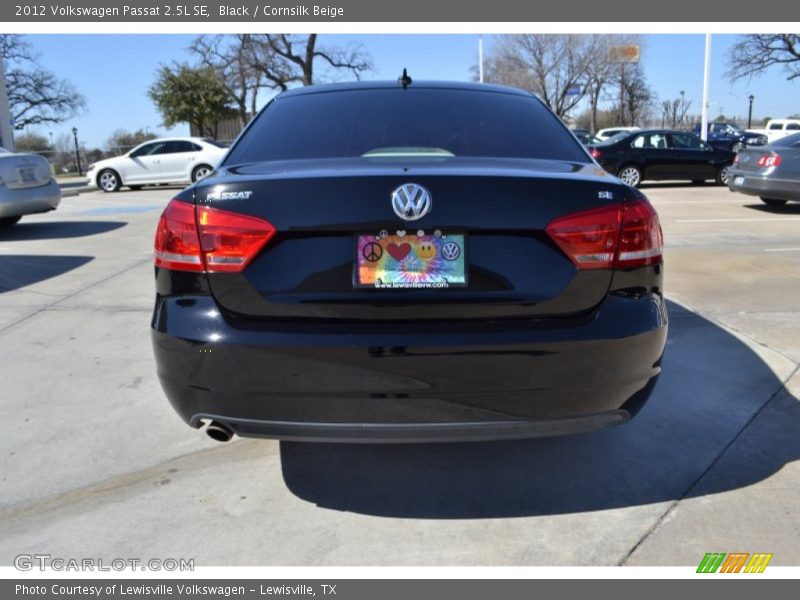 Black / Cornsilk Beige 2012 Volkswagen Passat 2.5L SE