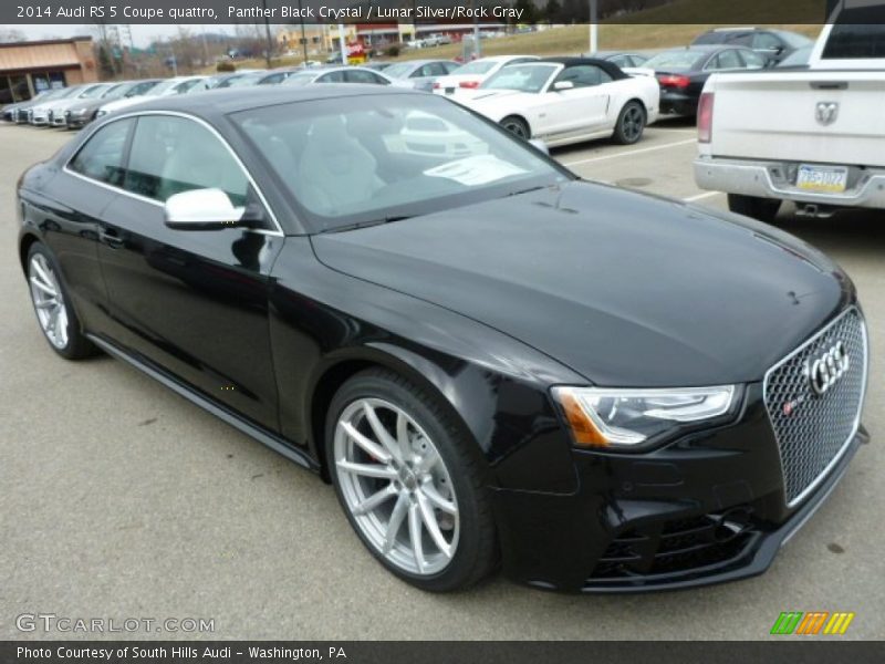 Front 3/4 View of 2014 RS 5 Coupe quattro