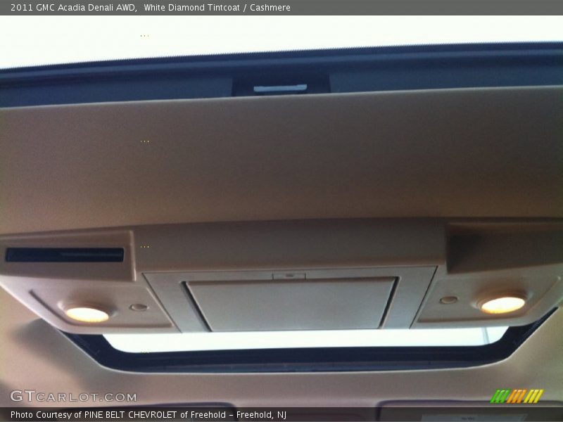 White Diamond Tintcoat / Cashmere 2011 GMC Acadia Denali AWD