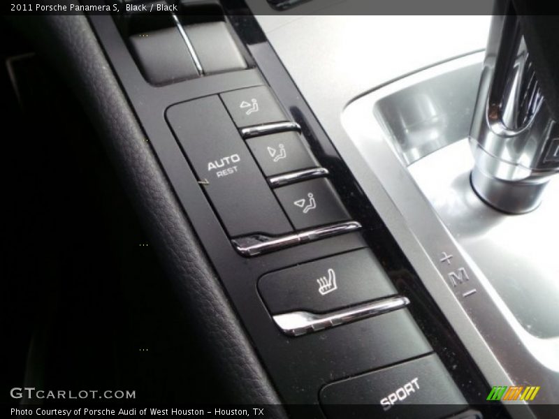 Black / Black 2011 Porsche Panamera S