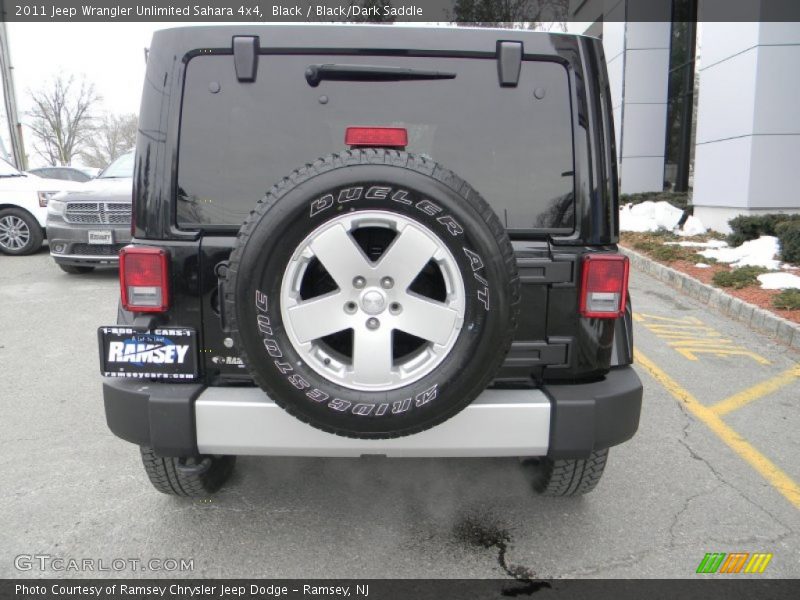 Black / Black/Dark Saddle 2011 Jeep Wrangler Unlimited Sahara 4x4