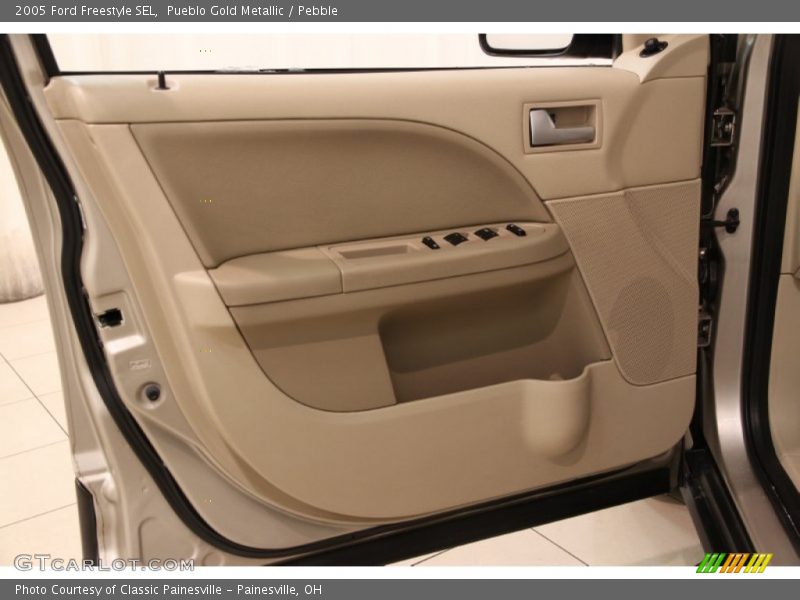 Pueblo Gold Metallic / Pebble 2005 Ford Freestyle SEL