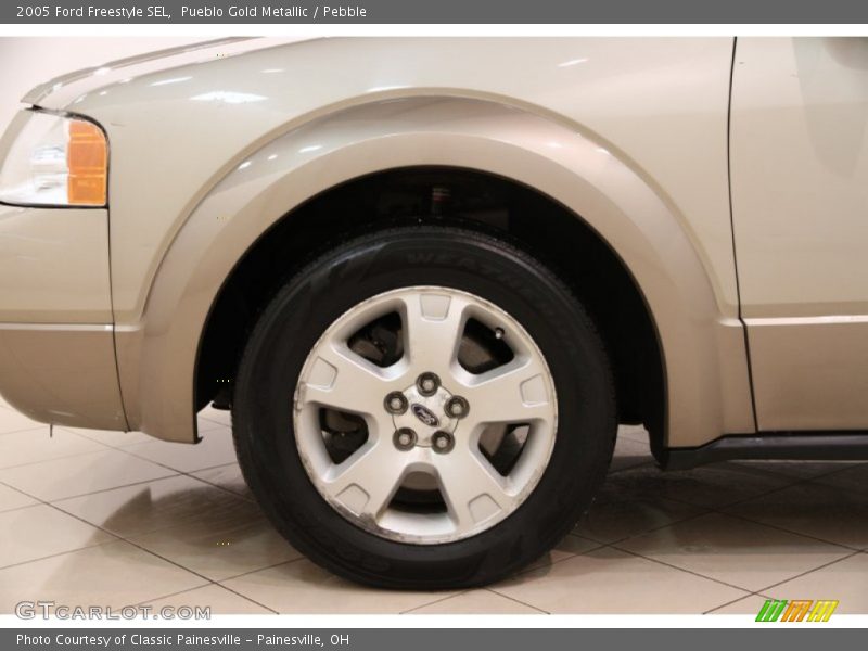Pueblo Gold Metallic / Pebble 2005 Ford Freestyle SEL