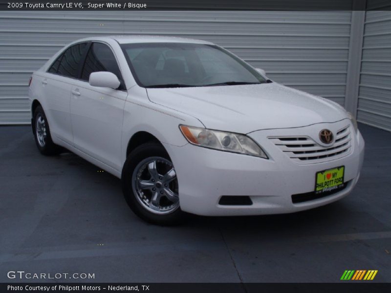Super White / Bisque 2009 Toyota Camry LE V6
