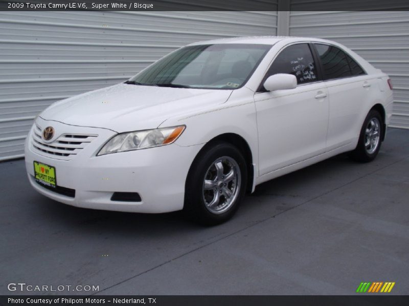 Super White / Bisque 2009 Toyota Camry LE V6