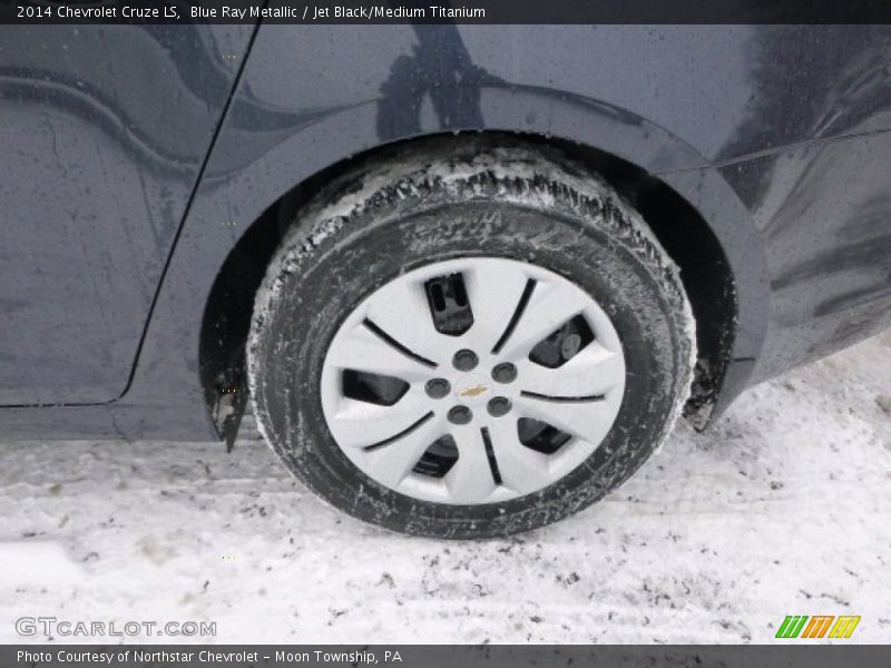 Blue Ray Metallic / Jet Black/Medium Titanium 2014 Chevrolet Cruze LS