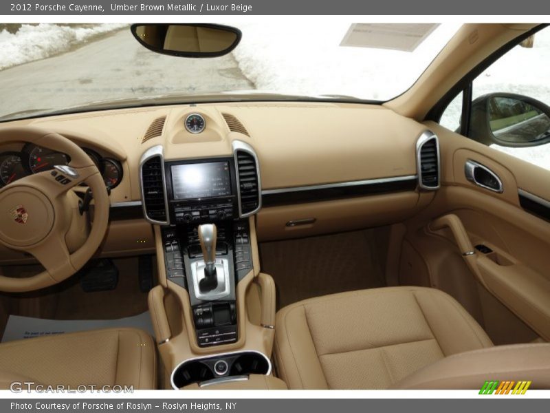 Dashboard of 2012 Cayenne 