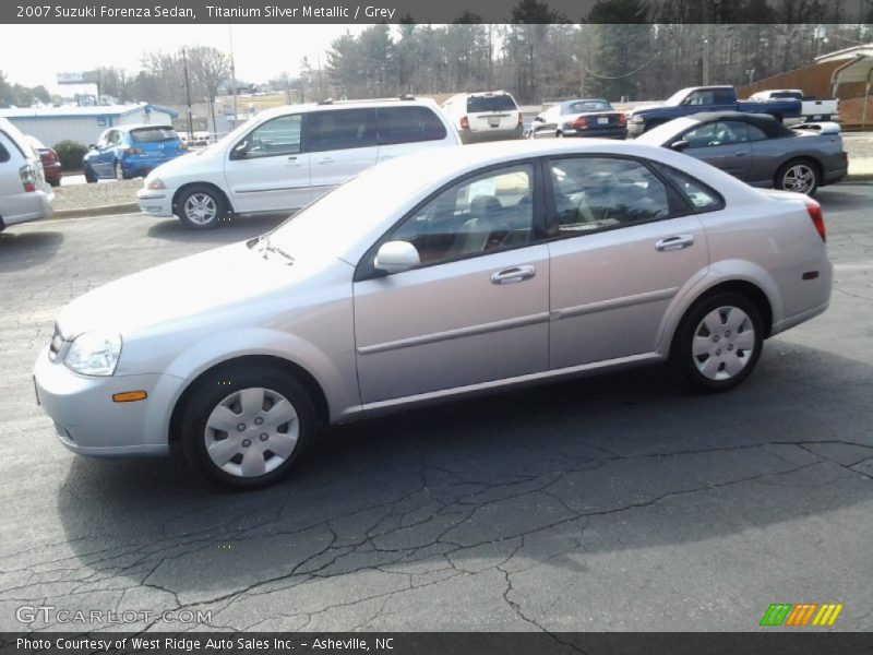 Titanium Silver Metallic / Grey 2007 Suzuki Forenza Sedan