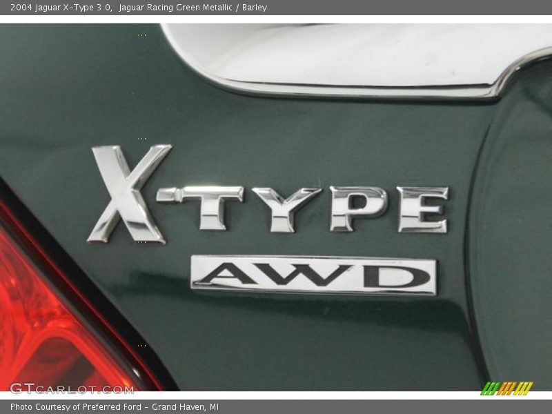  2004 X-Type 3.0 Logo