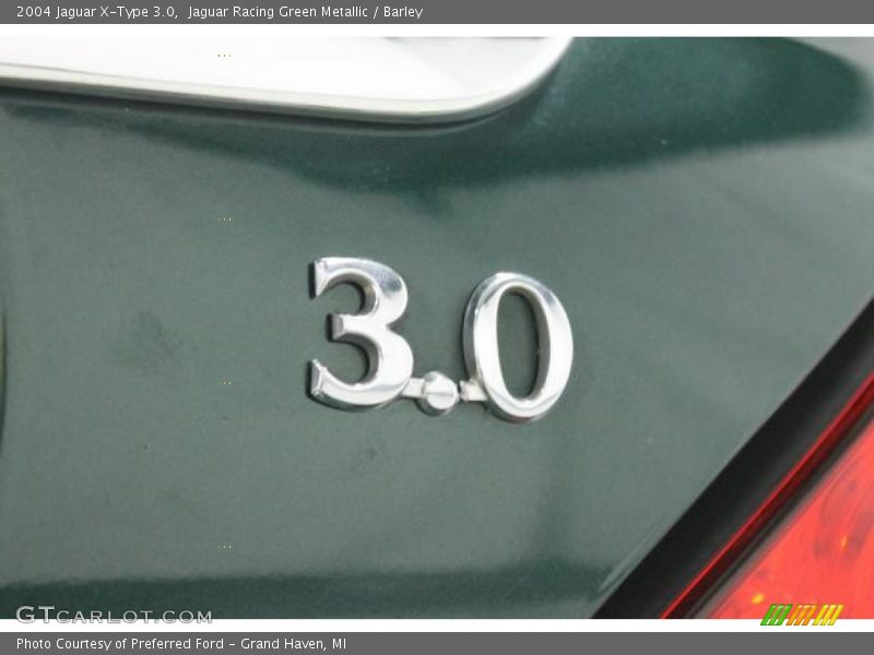  2004 X-Type 3.0 Logo