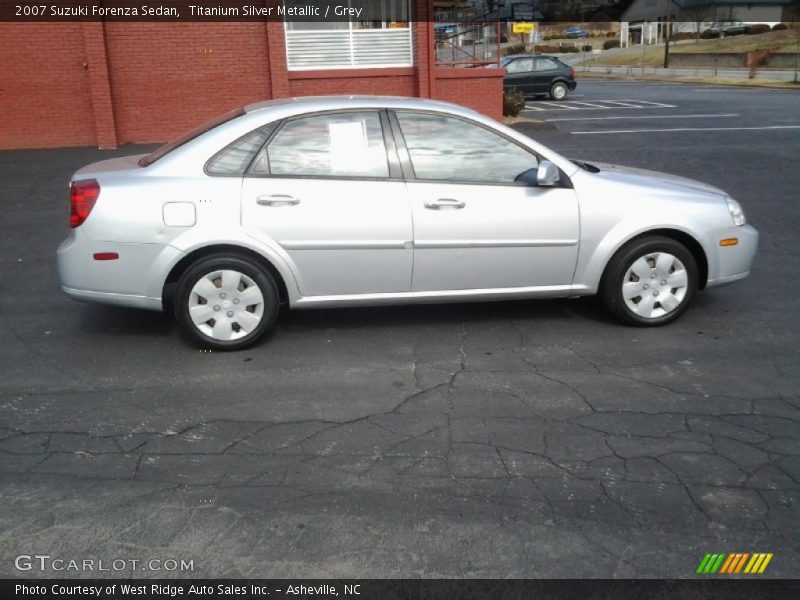 Titanium Silver Metallic / Grey 2007 Suzuki Forenza Sedan