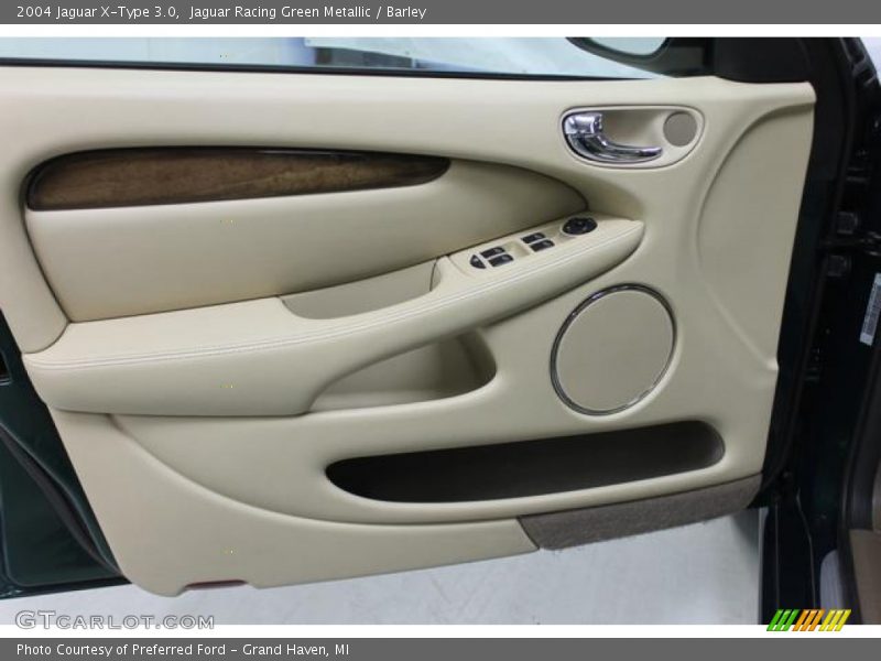 Jaguar Racing Green Metallic / Barley 2004 Jaguar X-Type 3.0