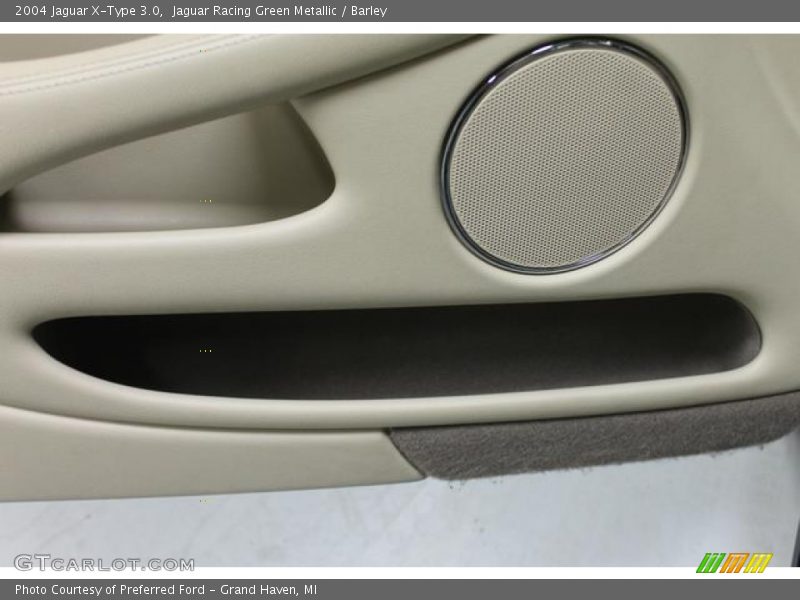 Jaguar Racing Green Metallic / Barley 2004 Jaguar X-Type 3.0