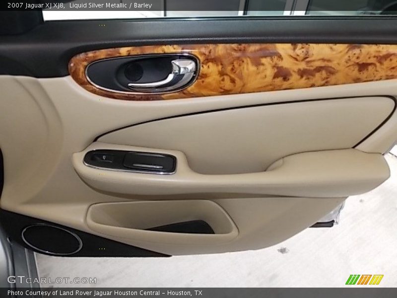 Door Panel of 2007 XJ XJ8