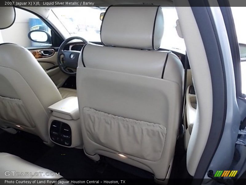 Liquid Silver Metallic / Barley 2007 Jaguar XJ XJ8