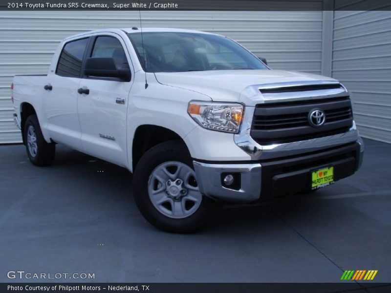Super White / Graphite 2014 Toyota Tundra SR5 Crewmax