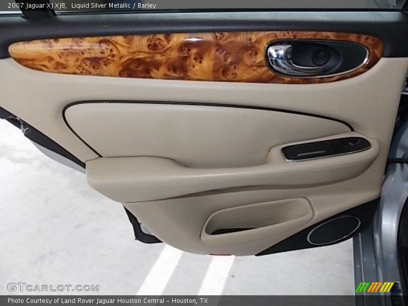 Door Panel of 2007 XJ XJ8