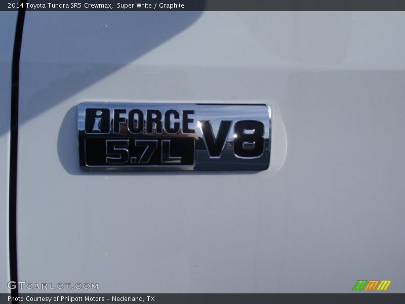 Super White / Graphite 2014 Toyota Tundra SR5 Crewmax