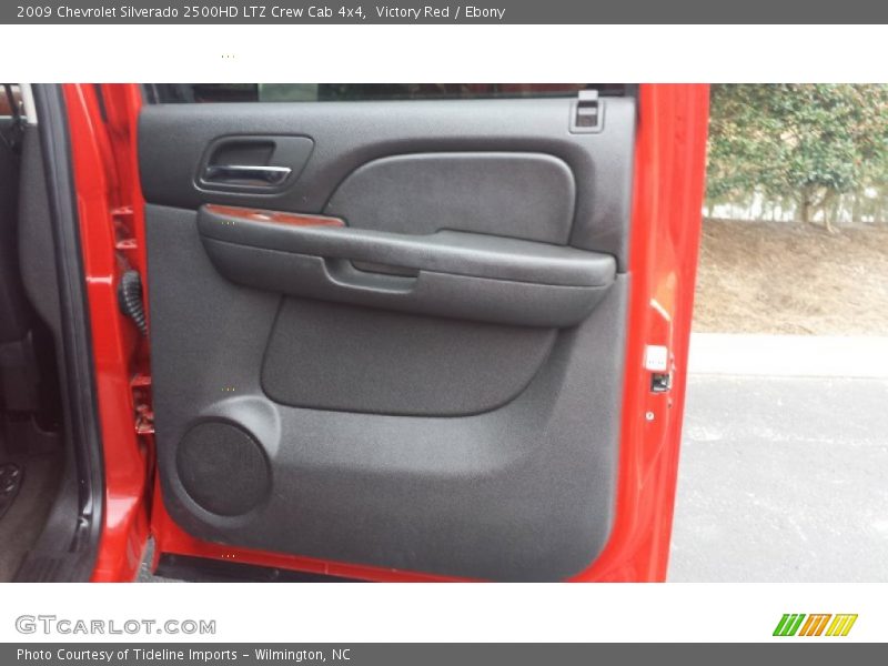 Victory Red / Ebony 2009 Chevrolet Silverado 2500HD LTZ Crew Cab 4x4
