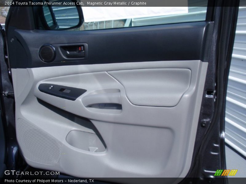 Magnetic Gray Metallic / Graphite 2014 Toyota Tacoma Prerunner Access Cab
