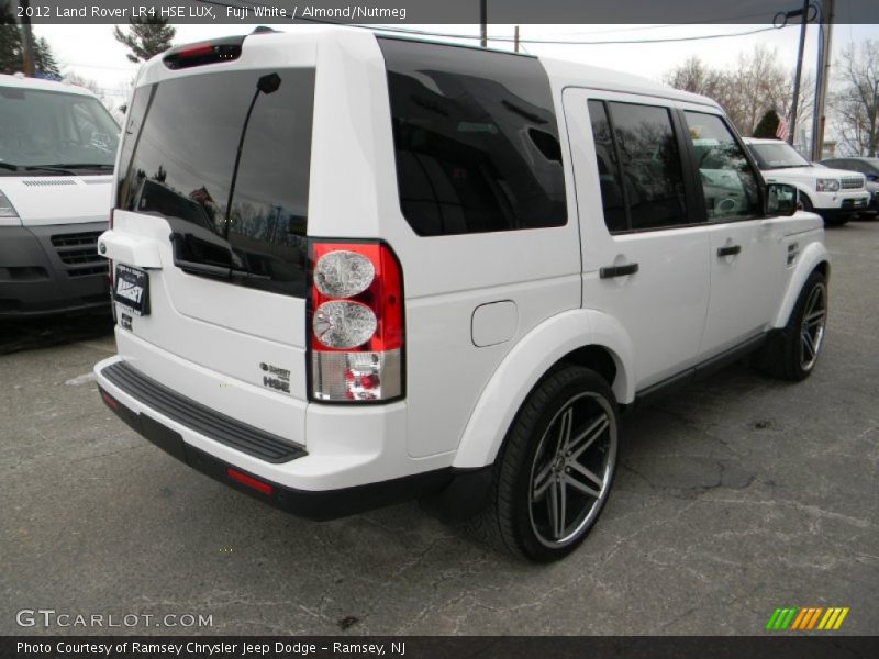 Fuji White / Almond/Nutmeg 2012 Land Rover LR4 HSE LUX