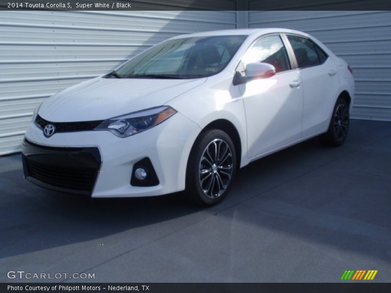 Super White / Black 2014 Toyota Corolla S