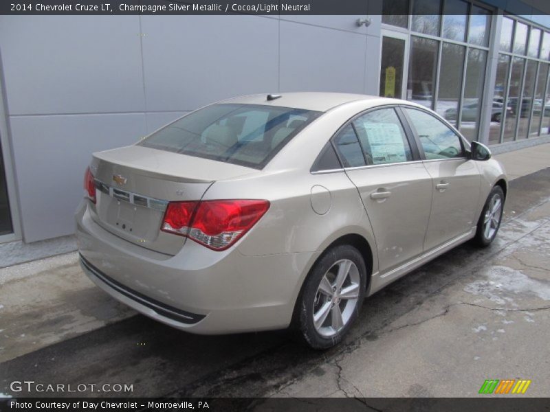 Champagne Silver Metallic / Cocoa/Light Neutral 2014 Chevrolet Cruze LT