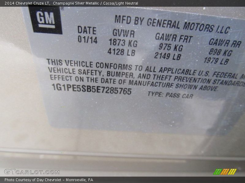 Champagne Silver Metallic / Cocoa/Light Neutral 2014 Chevrolet Cruze LT