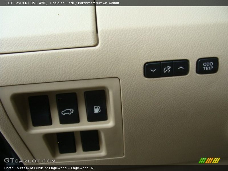 Obsidian Black / Parchment/Brown Walnut 2010 Lexus RX 350 AWD