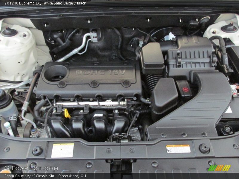 White Sand Beige / Black 2012 Kia Sorento LX