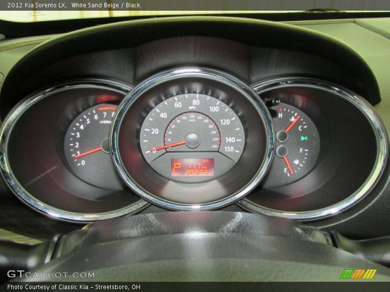 White Sand Beige / Black 2012 Kia Sorento LX