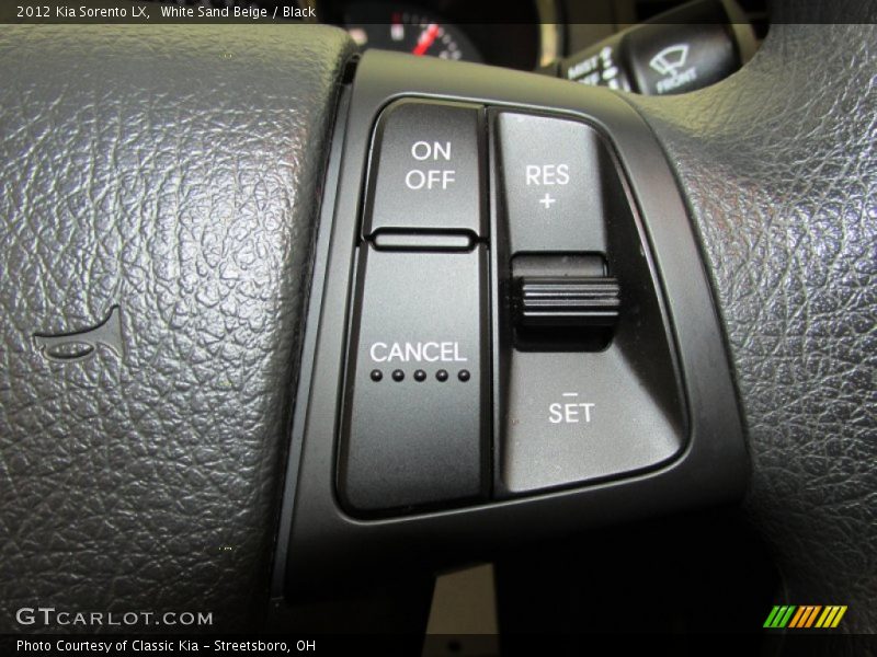 White Sand Beige / Black 2012 Kia Sorento LX
