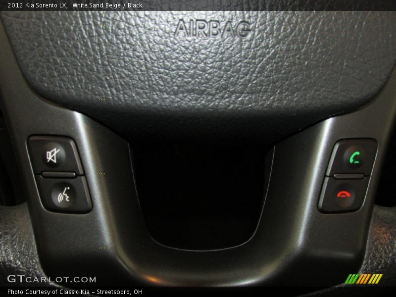 White Sand Beige / Black 2012 Kia Sorento LX