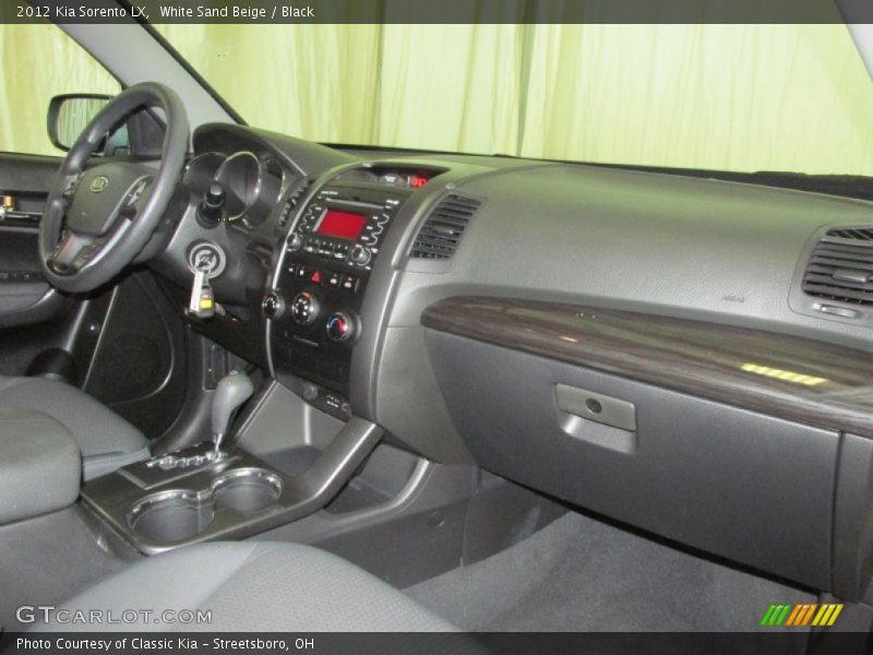 White Sand Beige / Black 2012 Kia Sorento LX