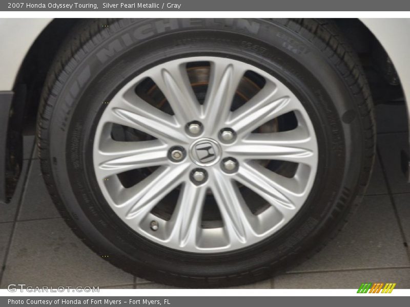 Silver Pearl Metallic / Gray 2007 Honda Odyssey Touring