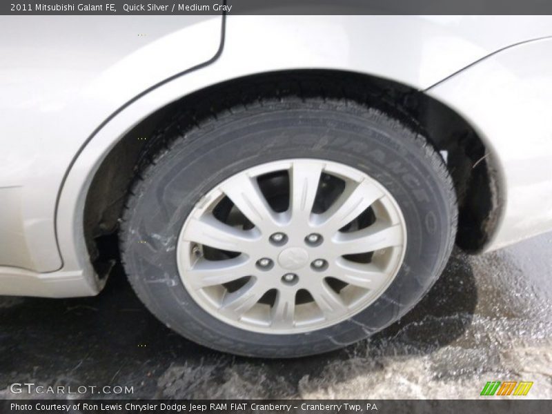 Quick Silver / Medium Gray 2011 Mitsubishi Galant FE