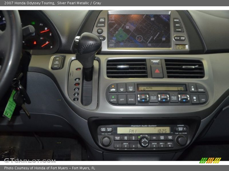 Silver Pearl Metallic / Gray 2007 Honda Odyssey Touring