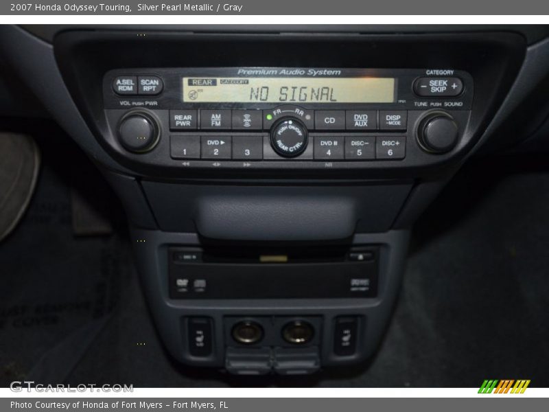 Silver Pearl Metallic / Gray 2007 Honda Odyssey Touring