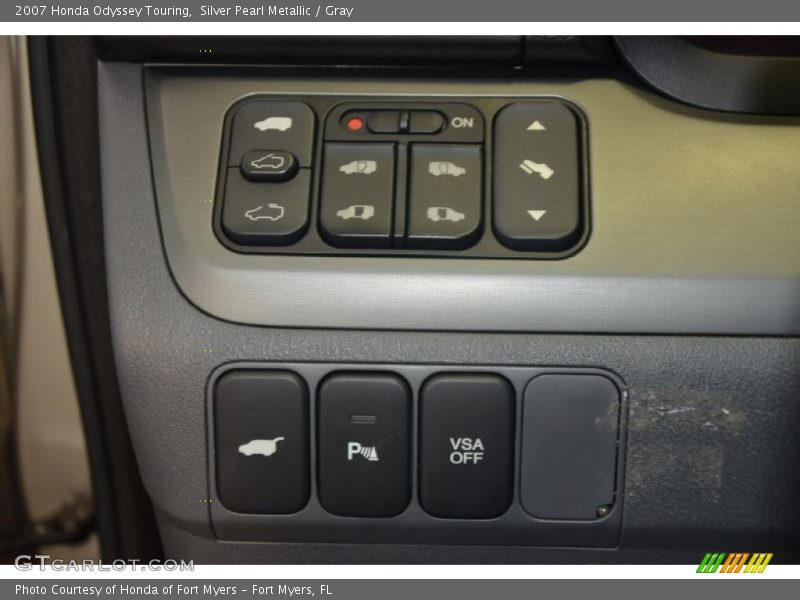 Silver Pearl Metallic / Gray 2007 Honda Odyssey Touring