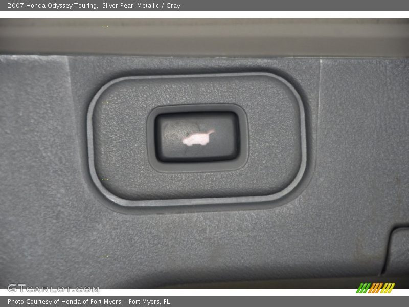 Silver Pearl Metallic / Gray 2007 Honda Odyssey Touring