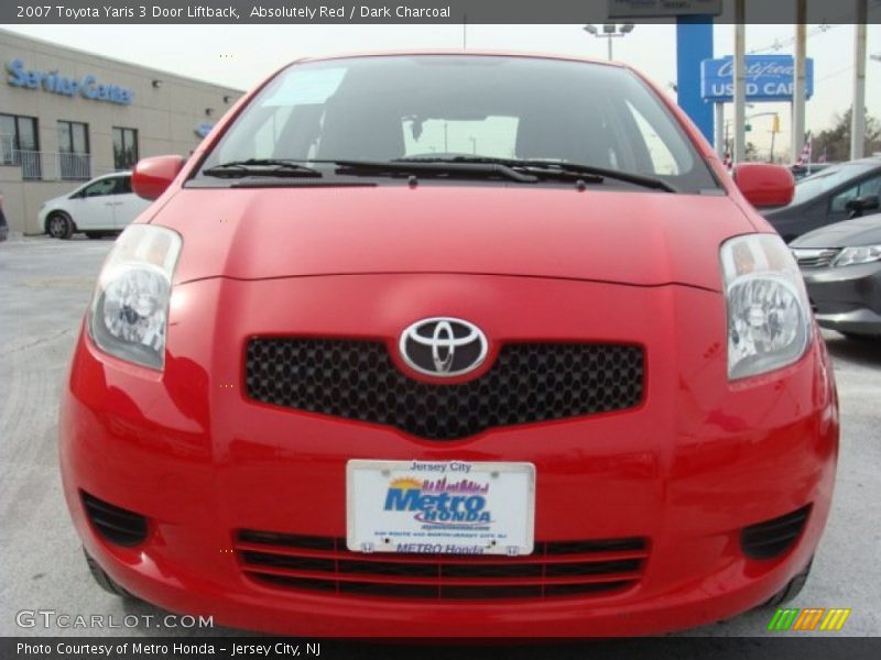 Absolutely Red / Dark Charcoal 2007 Toyota Yaris 3 Door Liftback