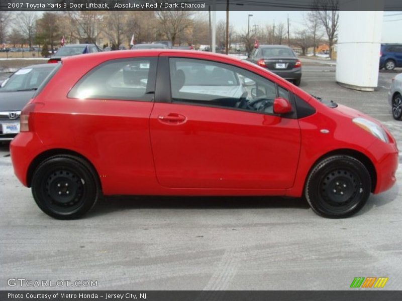  2007 Yaris 3 Door Liftback Absolutely Red
