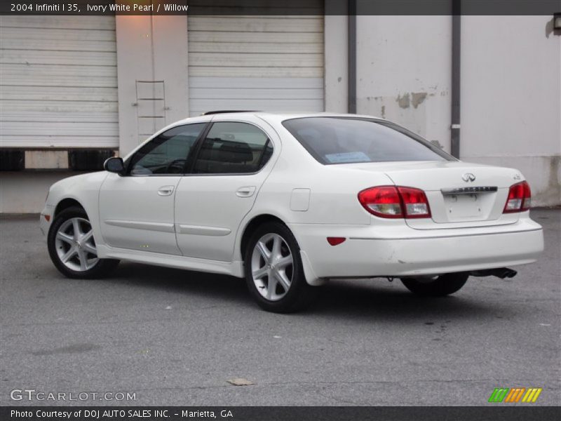Ivory White Pearl / Willow 2004 Infiniti I 35