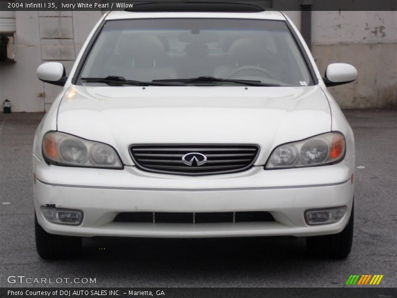 Ivory White Pearl / Willow 2004 Infiniti I 35