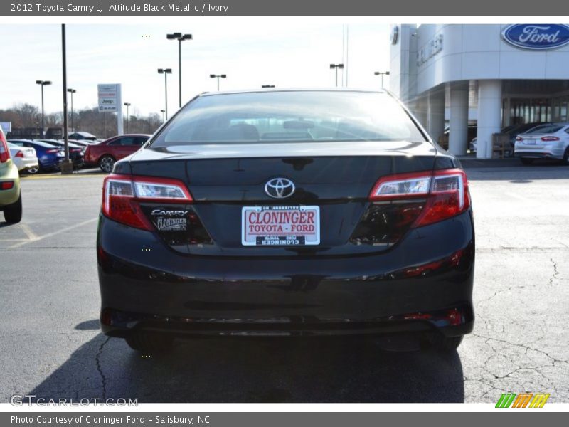 Attitude Black Metallic / Ivory 2012 Toyota Camry L