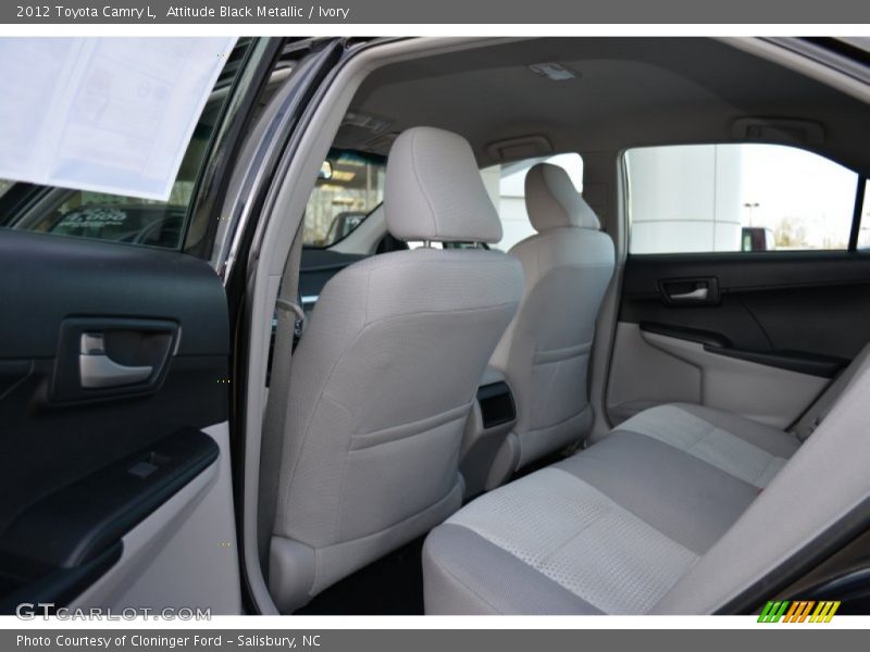 Attitude Black Metallic / Ivory 2012 Toyota Camry L