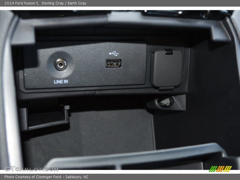 Sterling Gray / Earth Gray 2014 Ford Fusion S